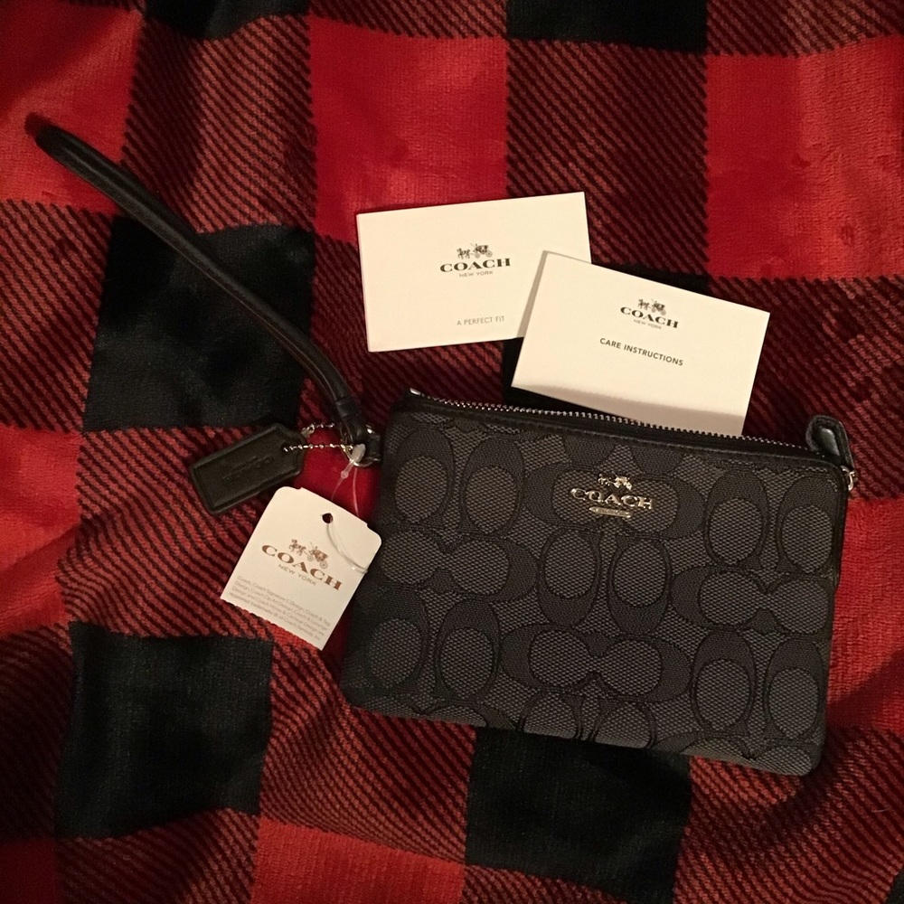 Coach Signature C Design Wristlet